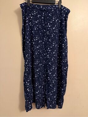 Dorothy Perkins Navy Floral Button-Front Skirt
